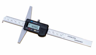 Elektronischer Tiefenmesser mit Haken 150 mm/6 Zoll