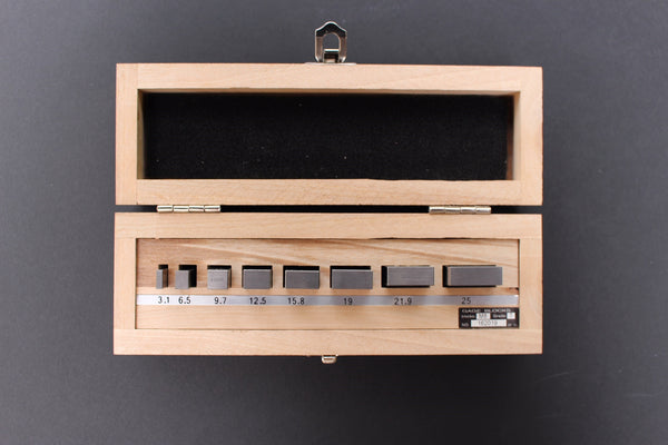 Zestaw mikrometrów kontrolnych, węglik wolframu, metryczny / imperialny, 8 sztuk z UKAS